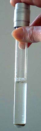 Pozitivna reakcija u dubokom Vinogradski bujonu za Clostridium pasteurianum